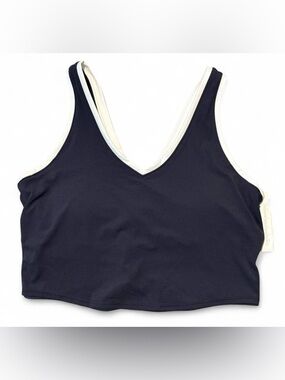 Women’s All in Motion Everyday Soft Light Support Sports Bra- Black & White NWT!